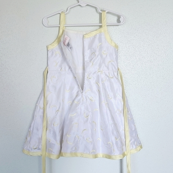 Jenny & ME White and Yellow Embroidered Swirl Pattern Dress with Bow - Picture 5 of 6